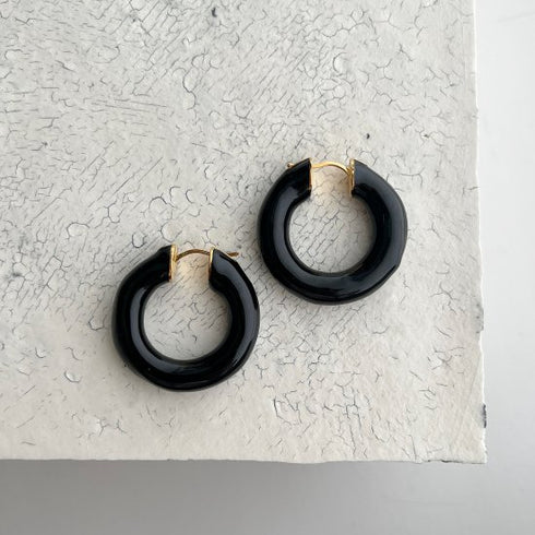 Big hoop pierce